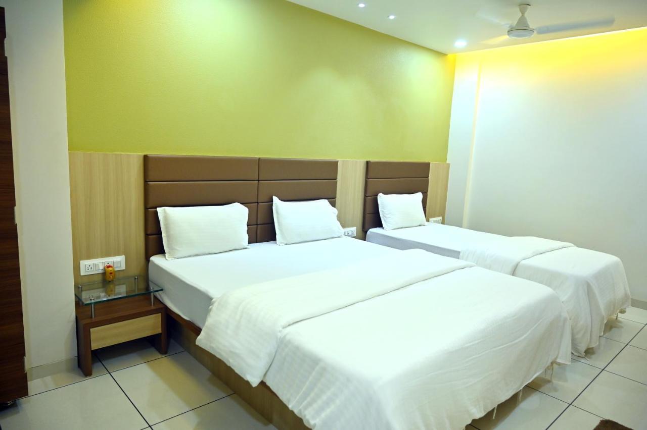 Hotel Aaram Umargam Exterior photo